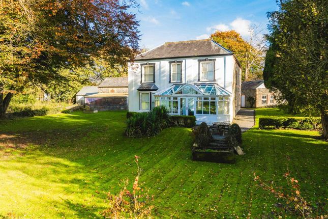 4 bed property, in Tregaron, £825,000