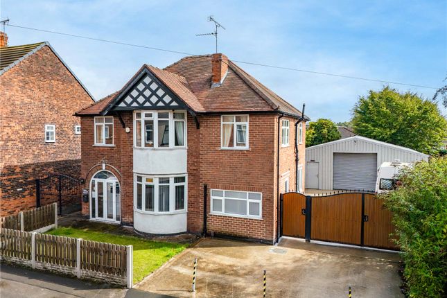 4 bed property, in Nesbitt Street, £425,000