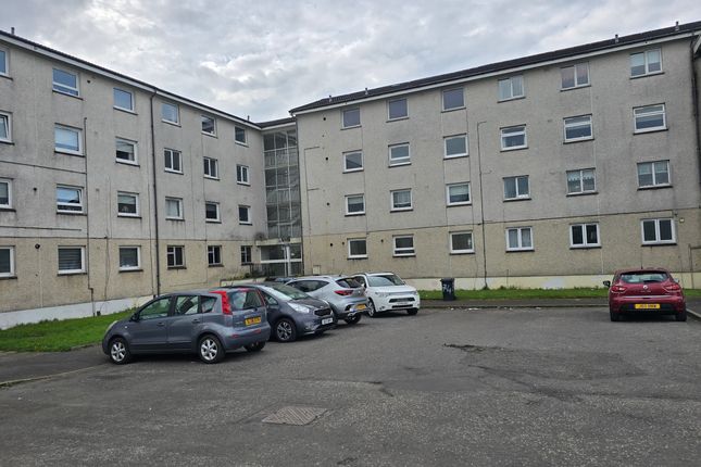 2 bed property, in 56 Franklin Place, £49,500