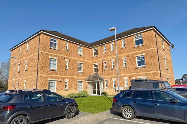 1 bed property, in Oxclose Park Gardens, £109,000