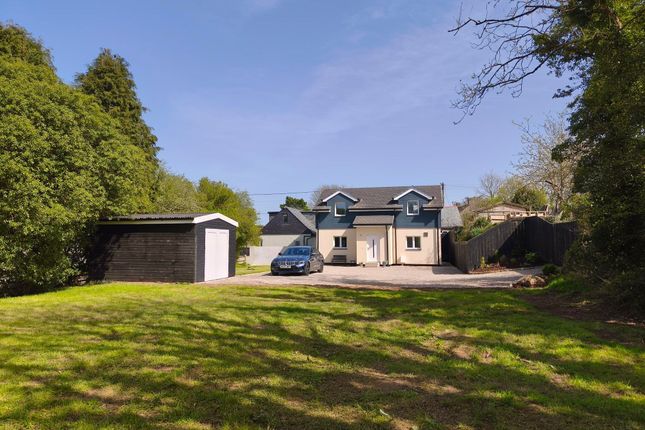 3 bed property, in Black Cross, £425,000