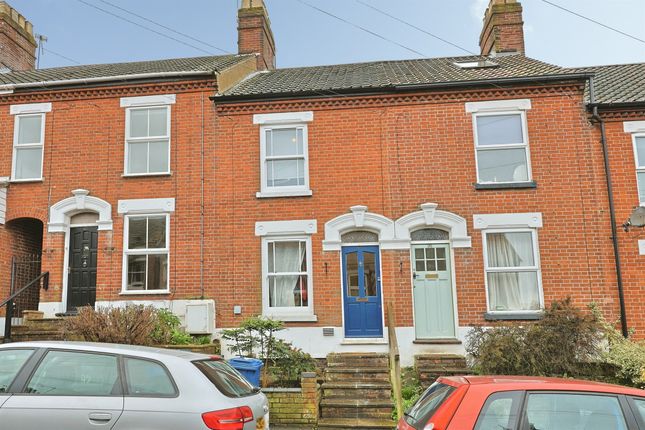 2 bed property, in Dover Street, £260,000