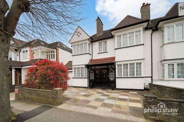 5 bed property, in Northwick Avenue, £1,200,000