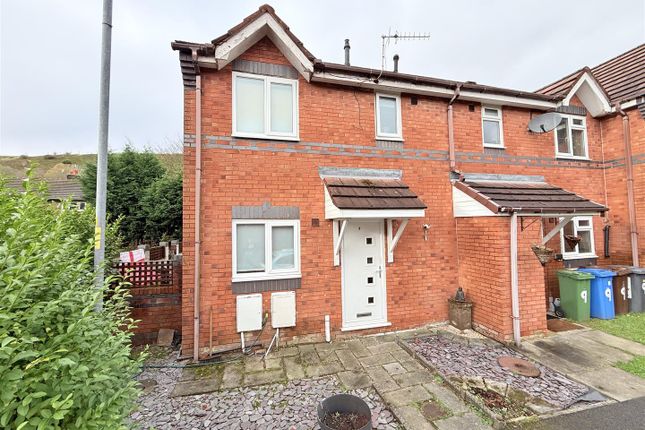 3 bed property, in Brooklands Close, £259,950