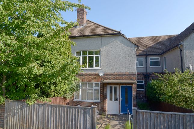 2 bed property, in Surbiton Hill Park, £385,000