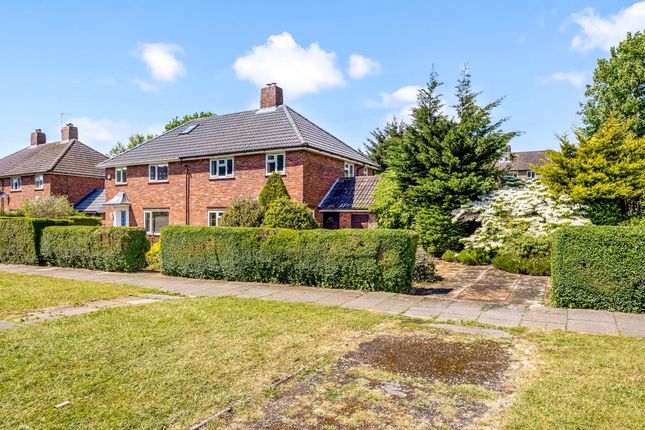 3 bed property, in Carden Avenue, £500,000