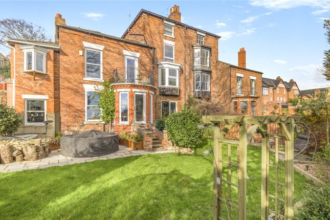 6 bed property, in Aldhundegate House, £799,950
