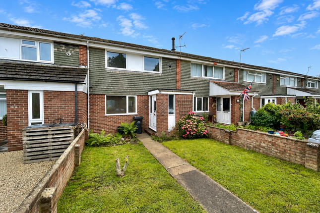 2 bed property, in Welbeck Road, £170,000