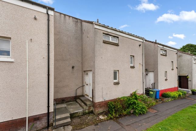 3 bed property, in 138 Mowbray Rise, £165,000