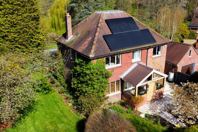 4 bed property, in Raffin Lane, £850,000