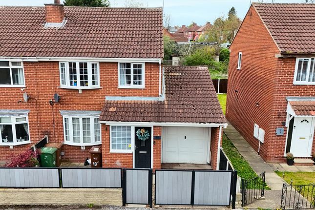 3 bed property, in Landsdown Avenue, £200,000