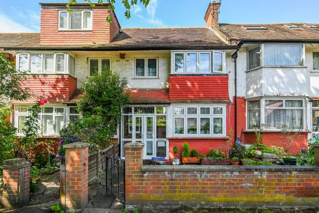 3 bed property, in Park Drive, £700,000