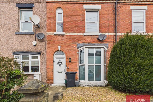 2 bed property, in Talbot Road, £160,000