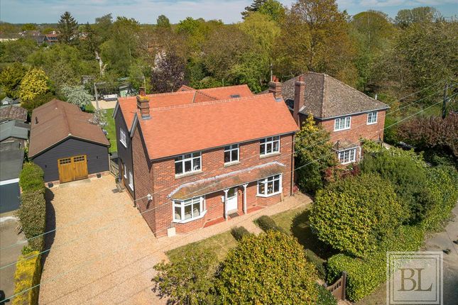 4 bed property, in Long Road West, £860,000