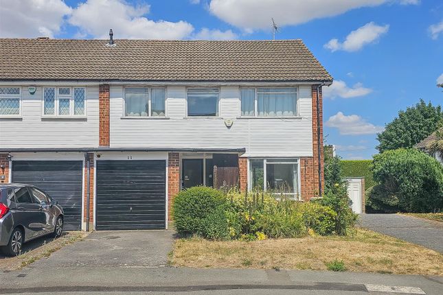 4 bed property, in Paglesfield, £500,000