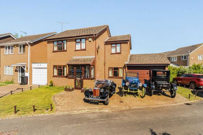 4 bed property, in Whitton Close, £600,000