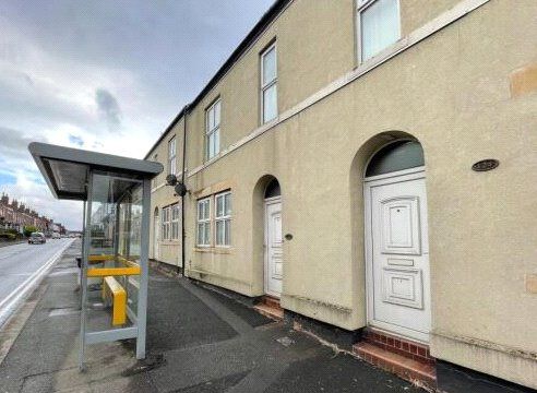 4 bed property, in Edleston Road, £120,000