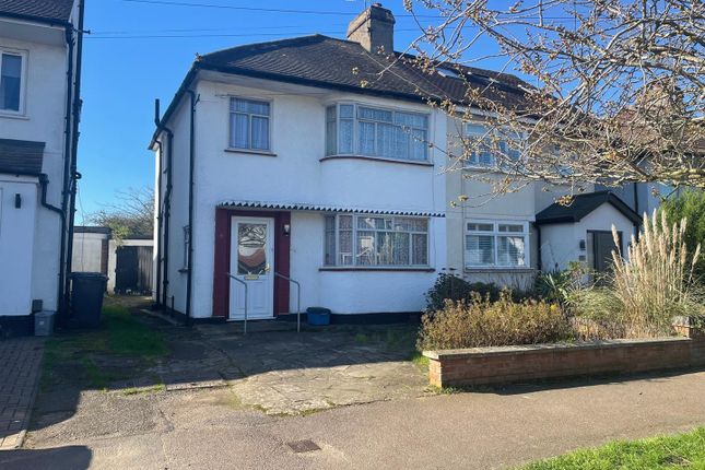3 bed property, in Cambridge Drive, £500,000