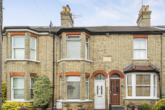 3 bed property, in Sebright Road, £600,000