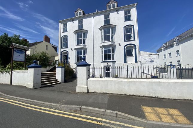 14 bed property, in St. Brides Hill, £600,000