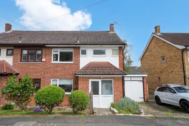 3 bed property, in Farmlands, £650,000