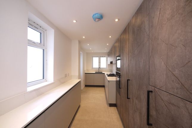 5 bed property, in Barking Road, £750,000
