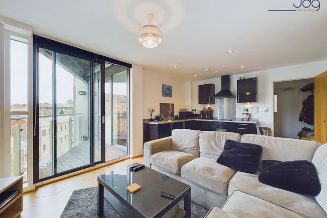 1 bed property, in Aalborg Place, £120,000