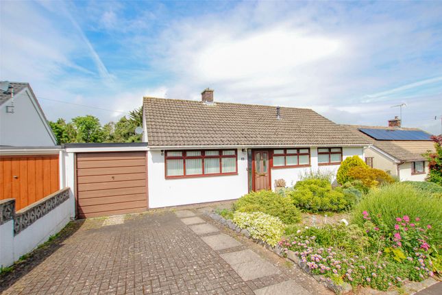 2 bed property, in Woodborough Drive, £400,000