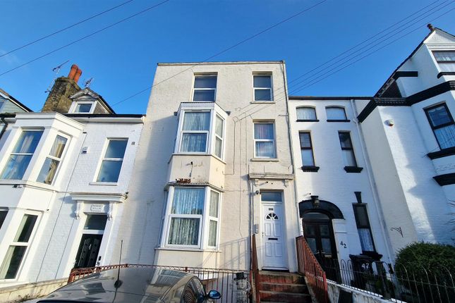 8 bed property, in Godwin Road, £485,000
