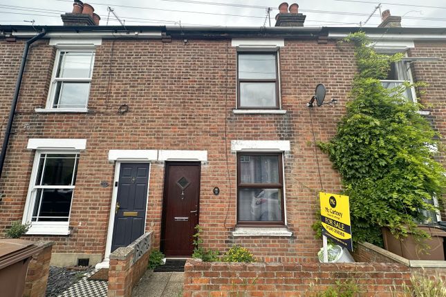 3 bed property, in Grove Road, £325,000