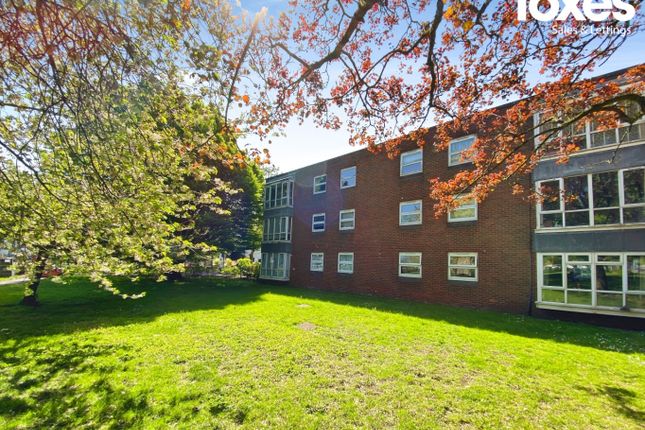 2 bed property, in Malthouse, £160,000