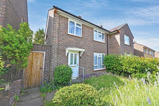 3 bed property, in Lily Hill Road, £246,000