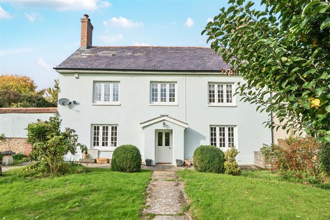 4 bed property, in Winterborne Houghton, £675,000
