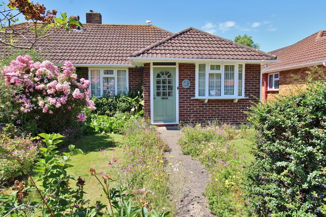 3 bed property, in Oakdown Road, £350,000