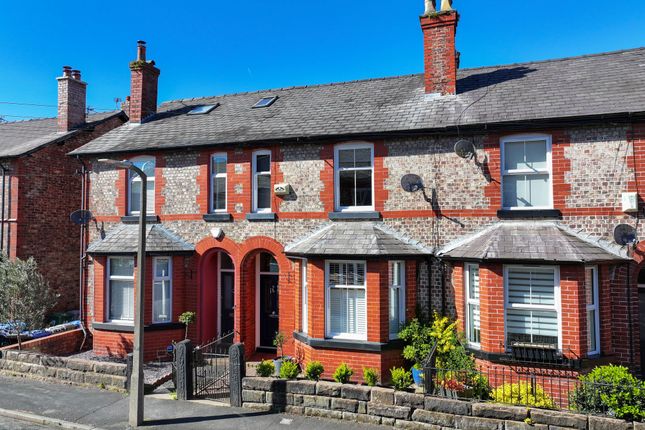3 bed property, in Lilac Road, £525,000