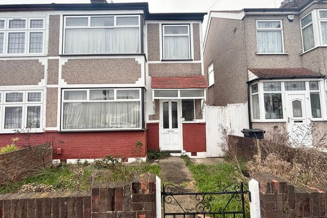 3 bed property, in Somerville Road, £450,000