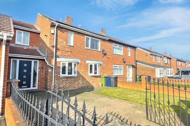 3 bed property, in Brockley Avenue, £185,000