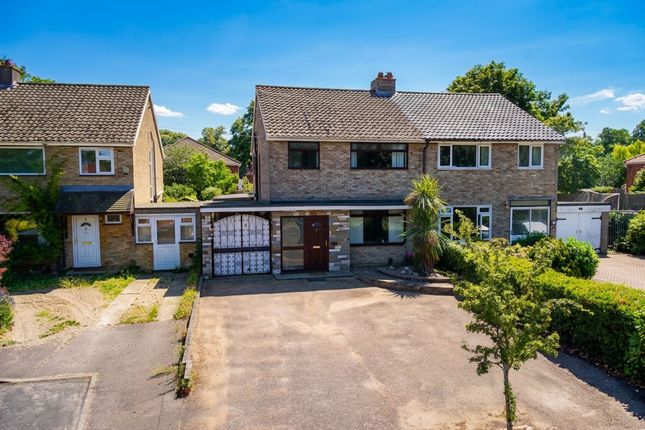 3 bed property, in Fieldview, £325,000