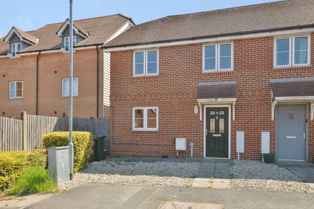 3 bed property, in Greystones, £270,000