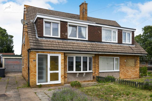3 bed property, in The Mead, £230,000