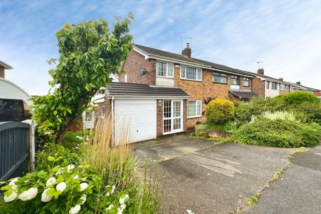 3 bed property, in Birkland Avenue, £200,000