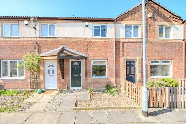 2 bed property, in Raynville Walk, £160,000