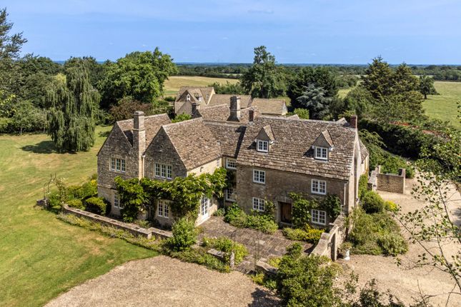 6 bed property, in Minety, £2,750,000