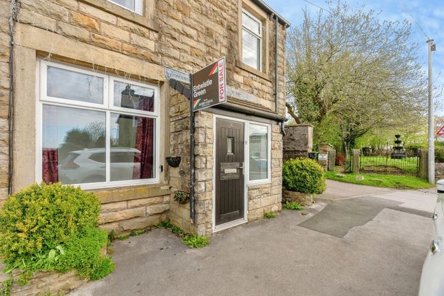 2 bed property, in Halifax Road, £140,000