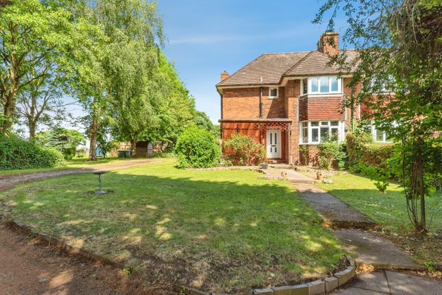 3 bed property, in Great North Road, £255,000
