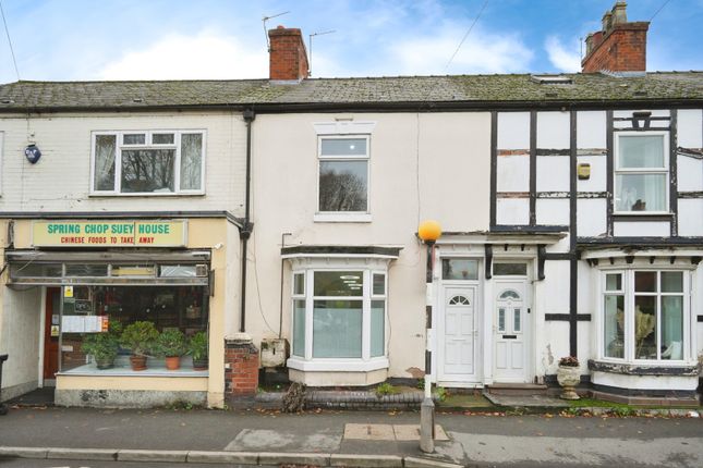 2 bed property, in Main Street, £150,000