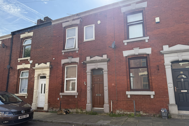 5 bed property, in 24 St. Anthonys Road, £38,000