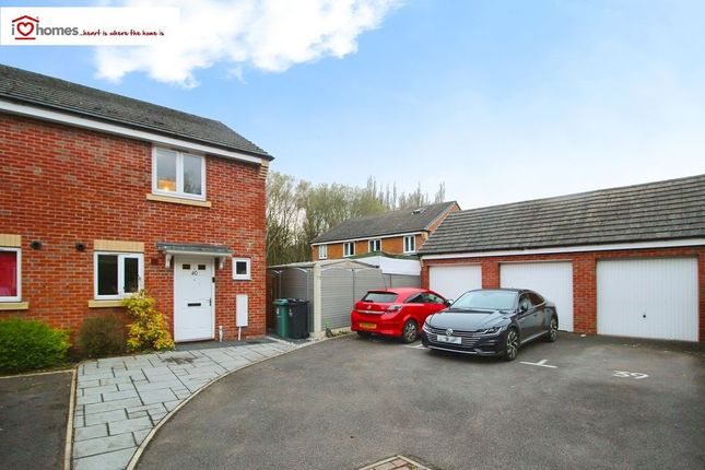 2 bed property, in Penmire Grove, £219,950
