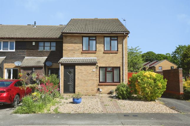 1 bed property, in Primrose Way, £130,000
