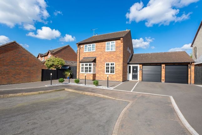 3 bed property, in Little Dale, £425,000